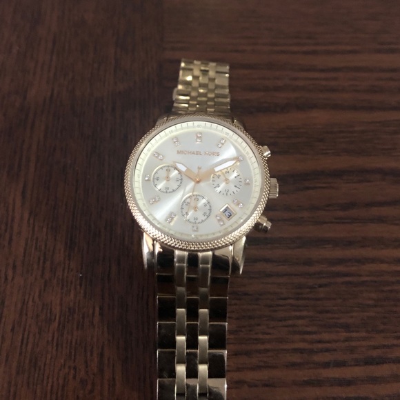 Ladies MK Watch - Picture 3 of 3